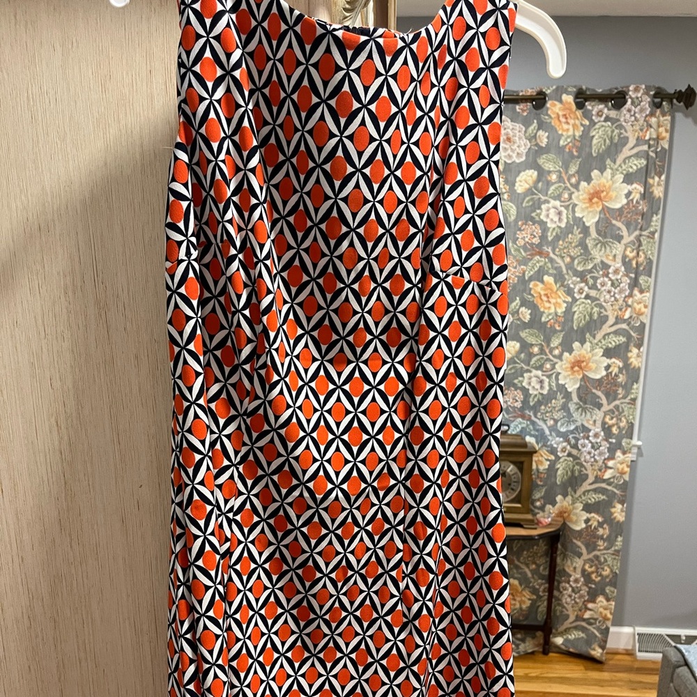 Sleeveless dress